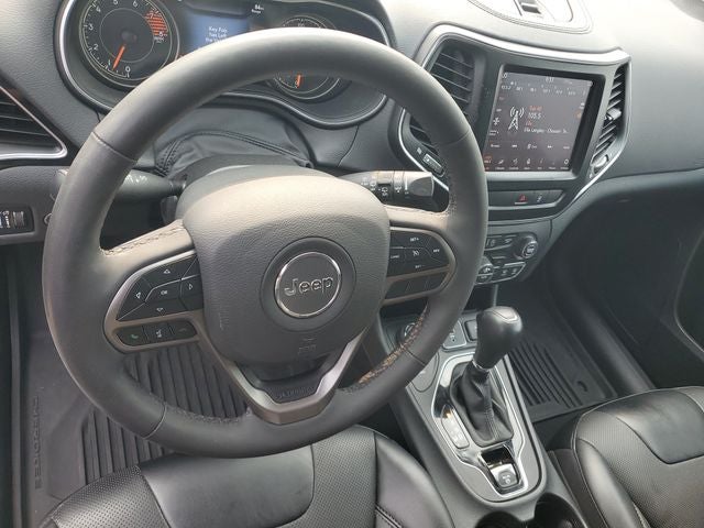 2022 Jeep Cherokee Latitude Lux