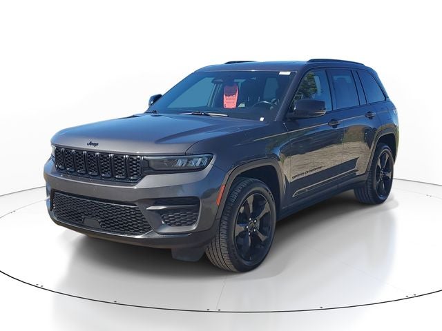 2022 Jeep Grand Cherokee Altitude