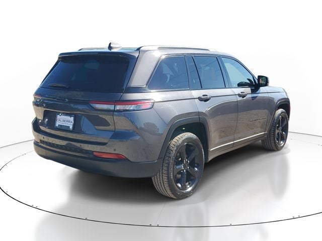 2022 Jeep Grand Cherokee Altitude