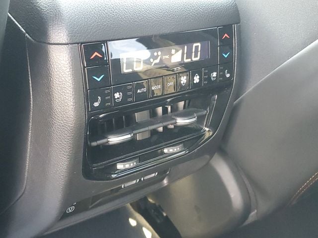 2023 Jeep Grand Cherokee Summit Reserve