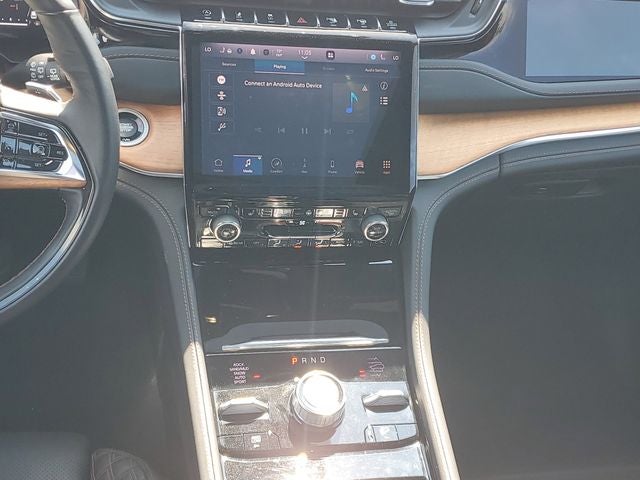 2023 Jeep Grand Cherokee Summit Reserve