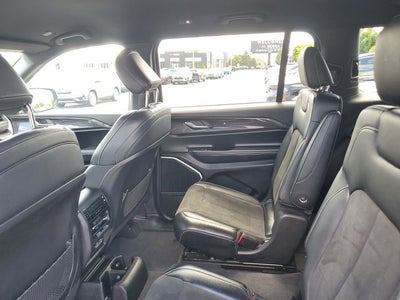 2022 Jeep Grand Cherokee L Altitude