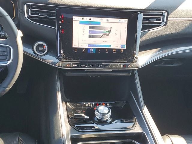 2024 Jeep Wagoneer L Base