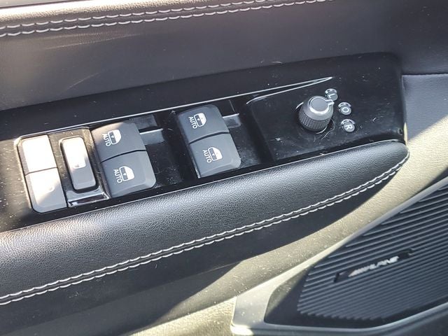 2024 Jeep Wagoneer L Base