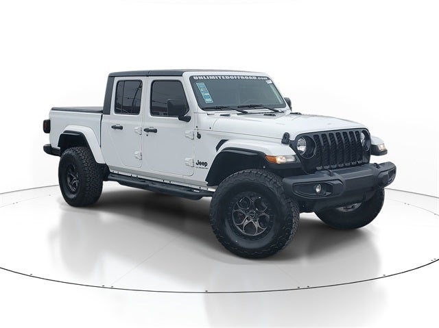 2021 Jeep Gladiator Willys