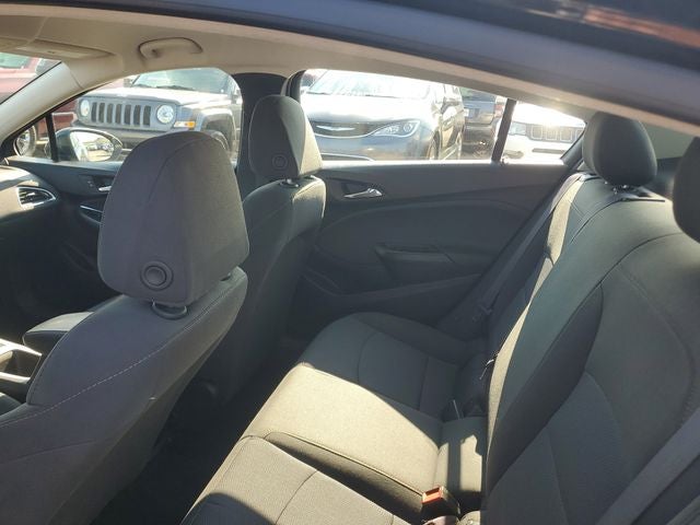 2017 Chevrolet Cruze LS