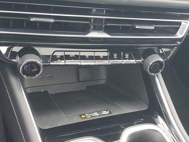 2025 Chevrolet Traverse LT 2LT