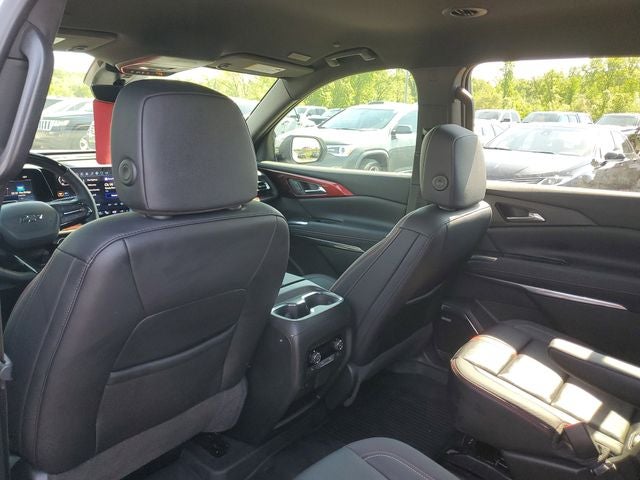 2025 Chevrolet Traverse RS