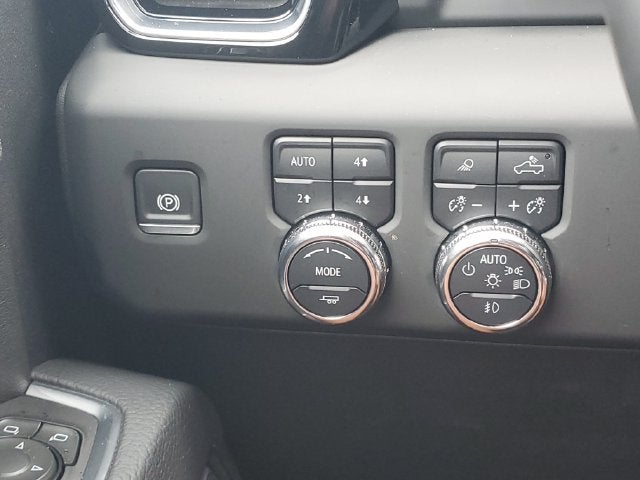 2025 GMC Sierra 3500HD Denali