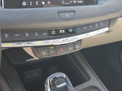 2022 Cadillac XT4 Luxury