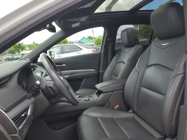 2021 Cadillac XT4 Premium Luxury