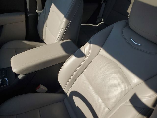 2021 Cadillac XT4 Premium Luxury