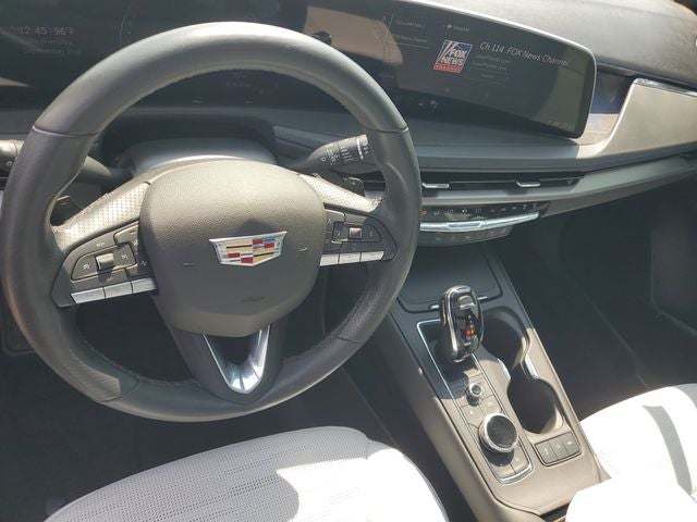 2024 Cadillac XT4 Sport