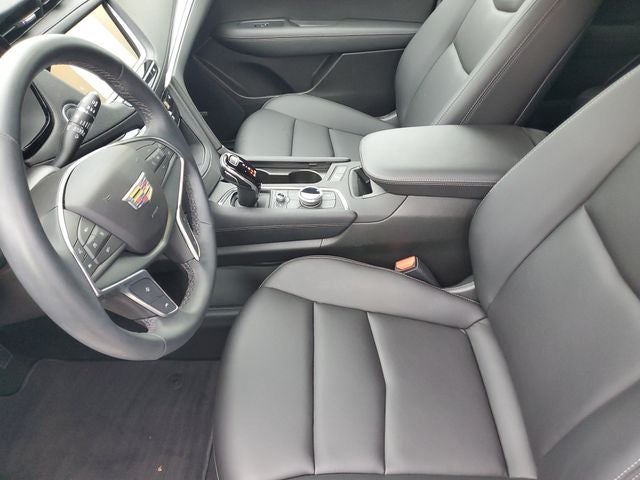 2024 Cadillac XT5 Luxury