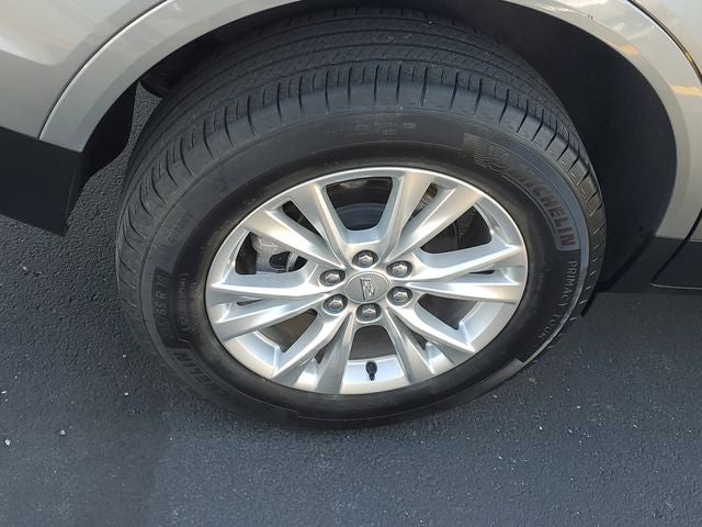 2025 Cadillac XT5 Luxury