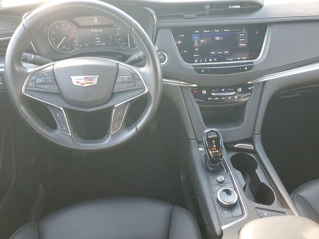 2023 Cadillac XT5 Luxury