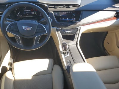 2017 Cadillac XT5 Luxury