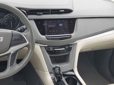 2022 Cadillac XT5 Premium Luxury