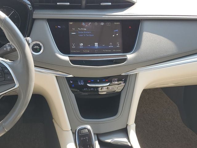 2018 Cadillac XT5 Premium Luxury