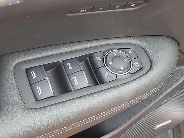 2025 Cadillac XT6 Luxury