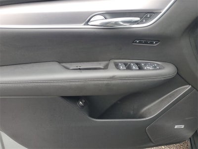 2025 Cadillac XT6 Luxury