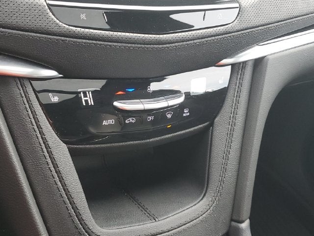 2024 Cadillac XT6 Luxury
