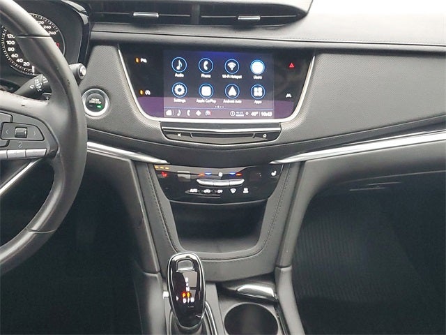 2024 Cadillac XT6 Luxury