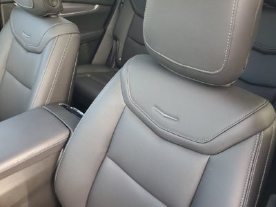 2025 Cadillac XT6 Luxury