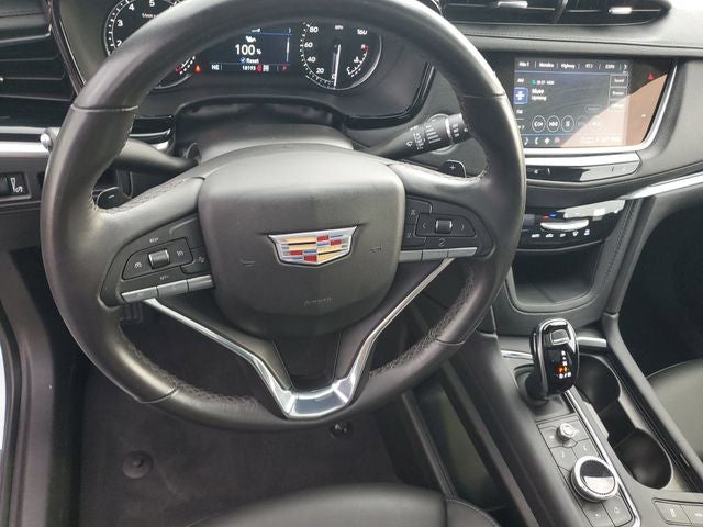 2024 Cadillac XT6 Luxury