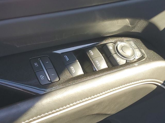 2022 Cadillac Escalade Premium Luxury Platinum