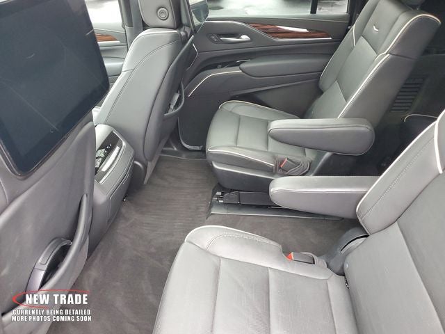 2023 Cadillac Escalade ESV Premium
