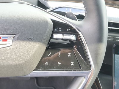 2025 Cadillac Escalade ESV Premium
