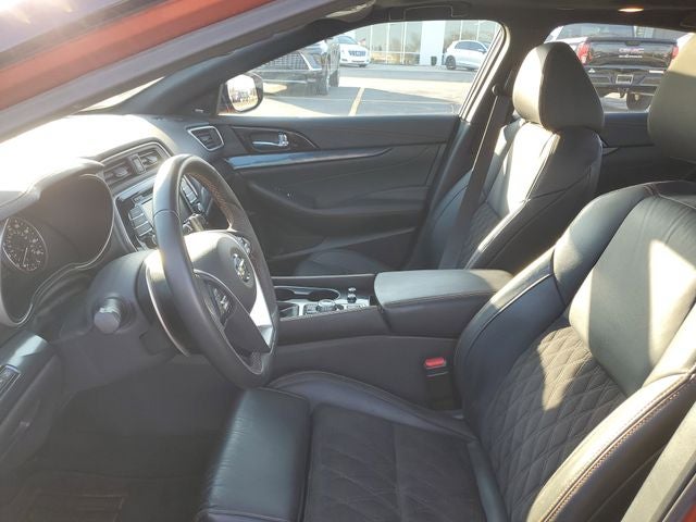 2022 Nissan Maxima SR