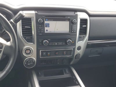 2017 Nissan Titan SL