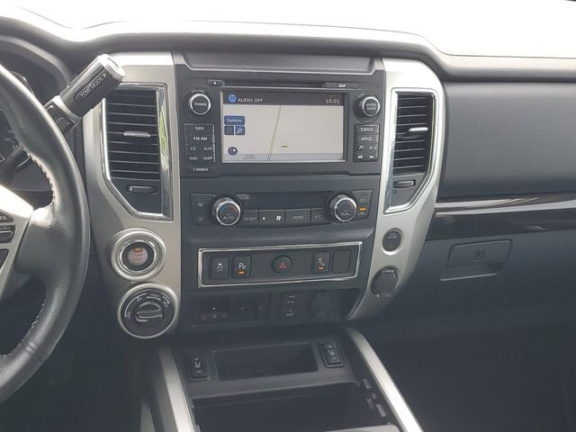 2017 Nissan Titan SL