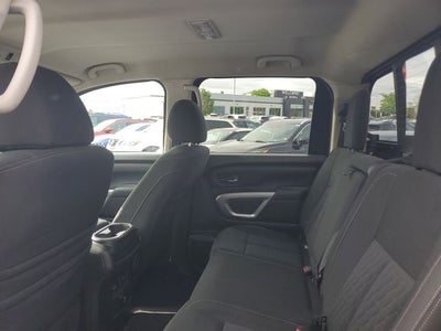 2017 Nissan Titan SL