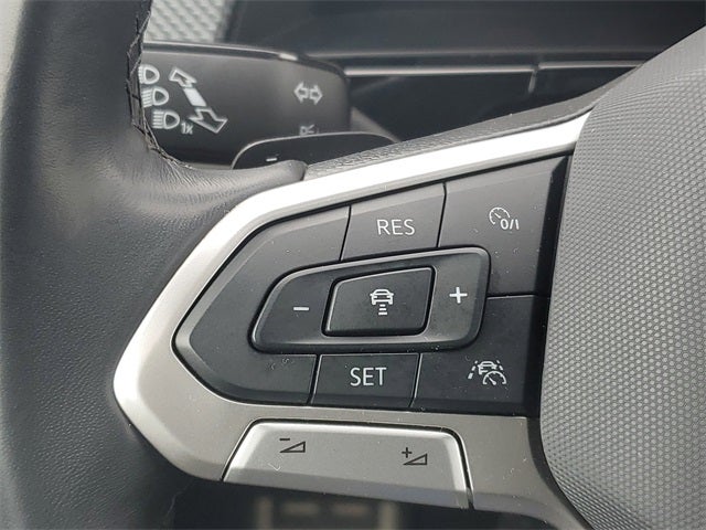 2024 Volkswagen Atlas Cross Sport 2.0T SEL Premium R-Line