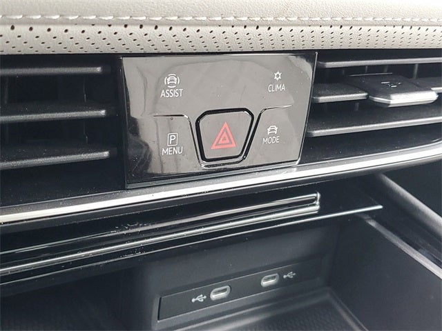 2024 Volkswagen Atlas Cross Sport 2.0T SEL Premium R-Line