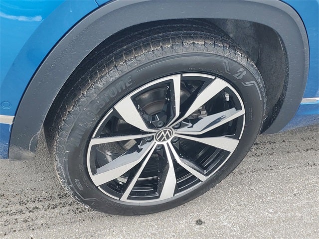 2024 Volkswagen Atlas Cross Sport 2.0T SEL Premium R-Line