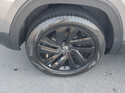 2022 Volkswagen Atlas Cross Sport 3.6L V6 SE w/Technology