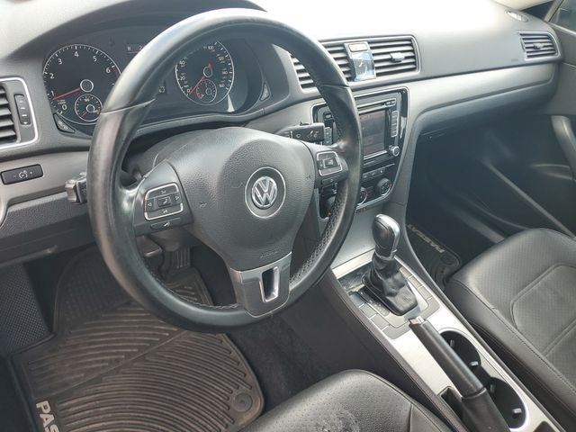 2014 Volkswagen Passat 1.8T SE w/Sunroof