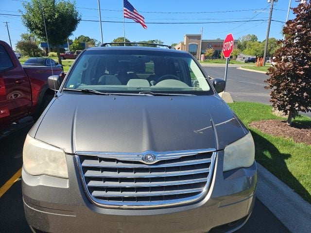 2010 Chrysler Town & Country Touring