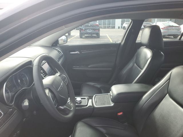 2023 Chrysler 300 Touring