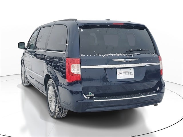 2015 Chrysler Town & Country Touring-L