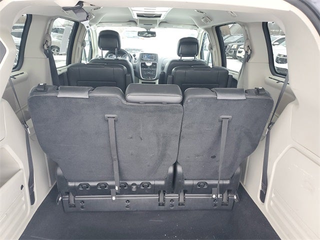 2015 Chrysler Town & Country Touring-L