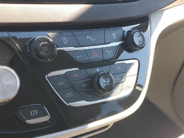 2020 Chrysler Pacifica Touring L Plus