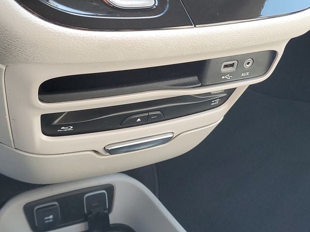 2020 Chrysler Pacifica Hybrid Limited