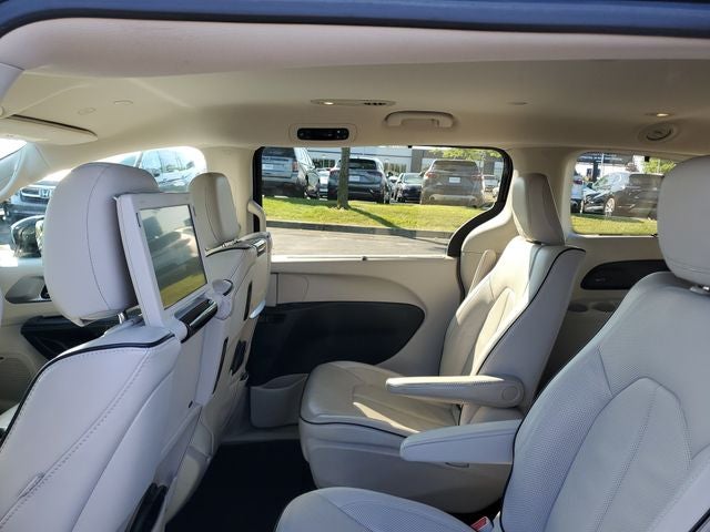 2020 Chrysler Pacifica Hybrid Limited