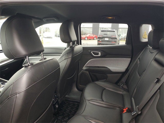 2023 Jeep Compass Latitude Lux