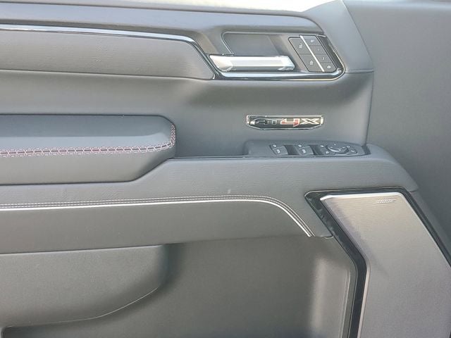 2025 GMC Sierra 1500 AT4X